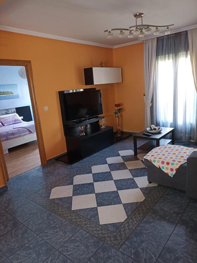 Piso Yade En Oviedo, Proximo A Los Vegas Con Parking Y Wifi Luaran gambar