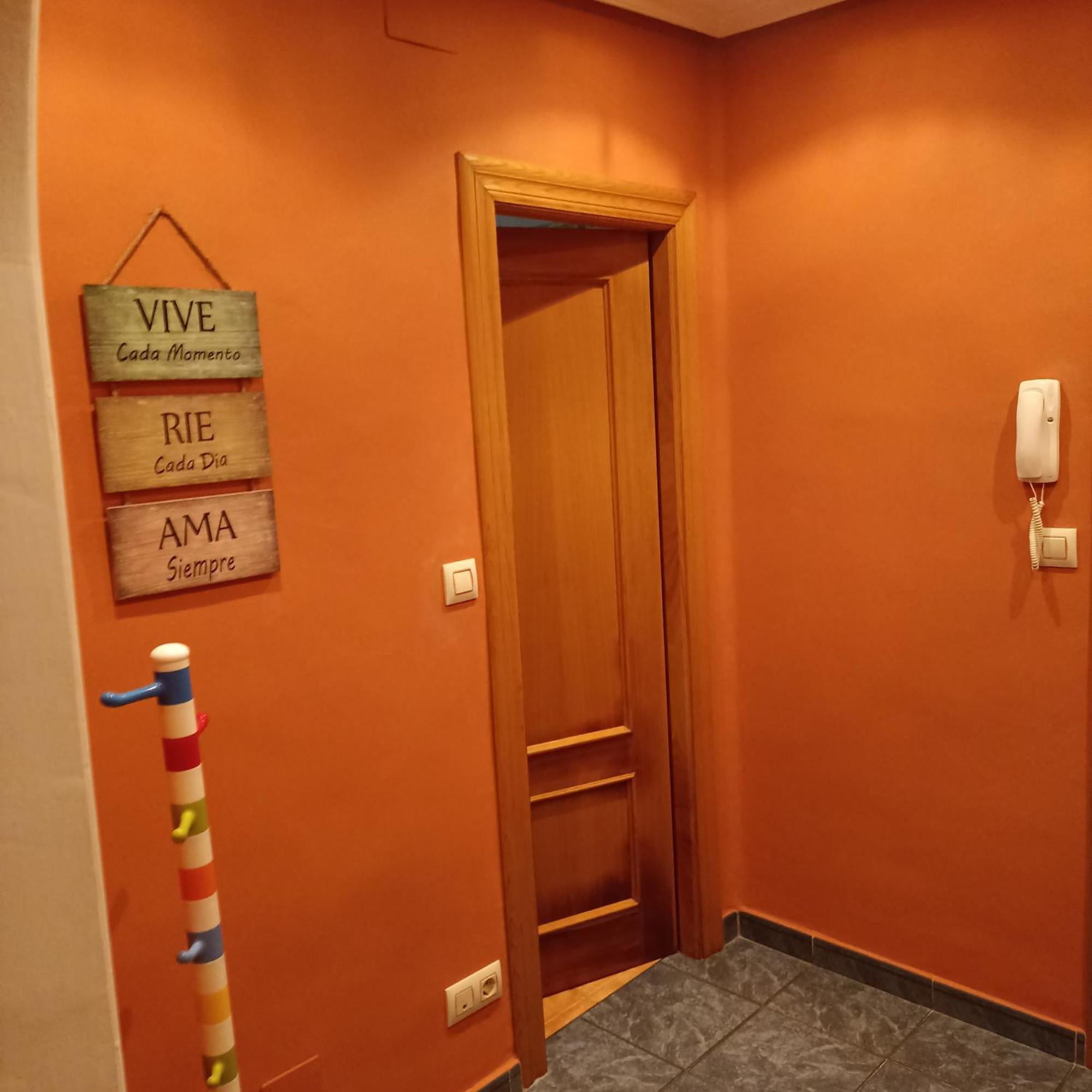 Piso Yade En Oviedo, Proximo A Los Vegas Con Parking Y Wifi Luaran gambar